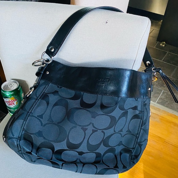 Coach hobo monogram purse - Picture 2 of 5